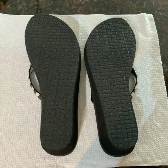 Sanuk Womens Sandals, Size 7, New - Picture 3 of 6